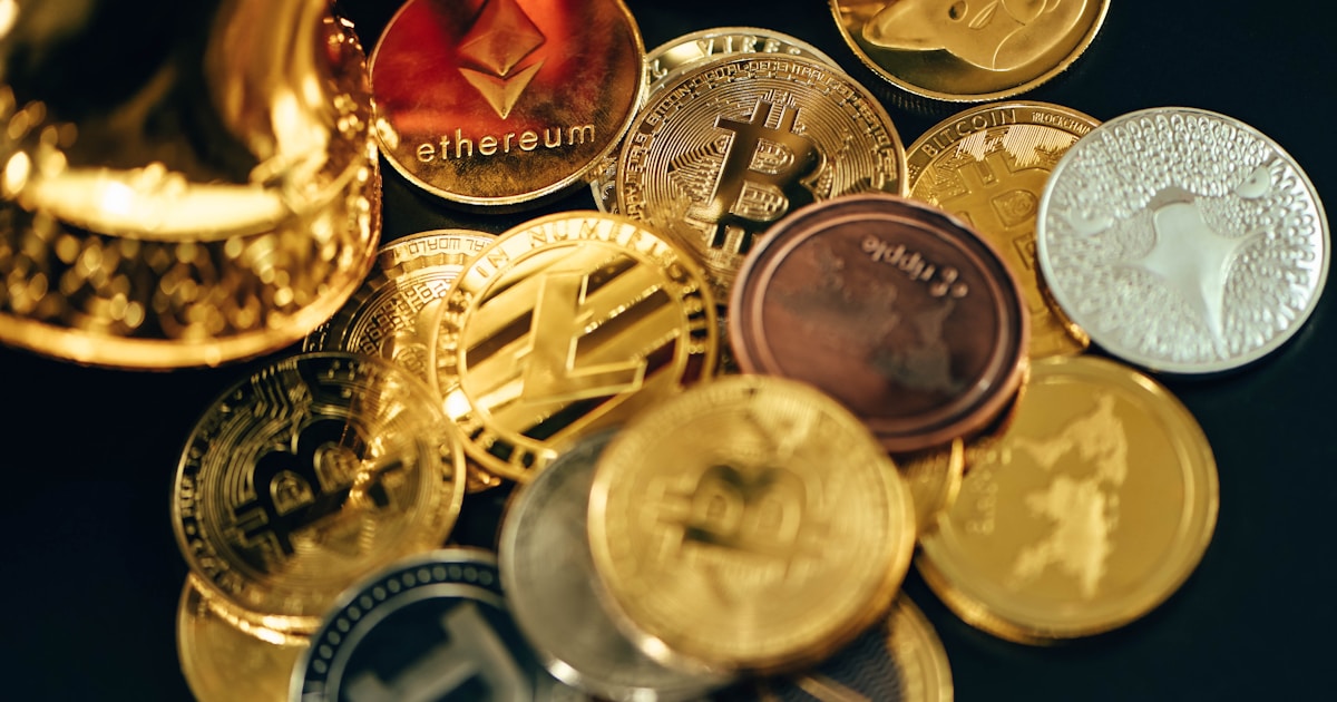 Investasi Emas vs Investasi Lain: Mana yang Lebih Menguntungkan?