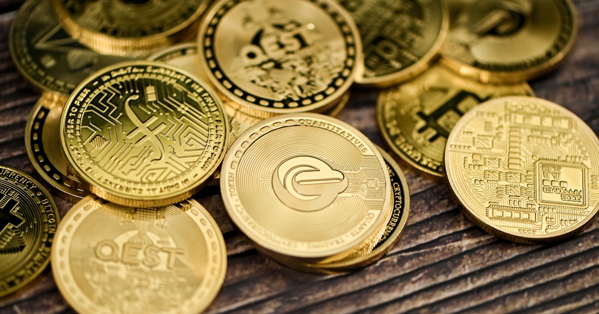 Emas Batangan vs Perhiasan: Pilihan Cerdas untuk Investasi Emas