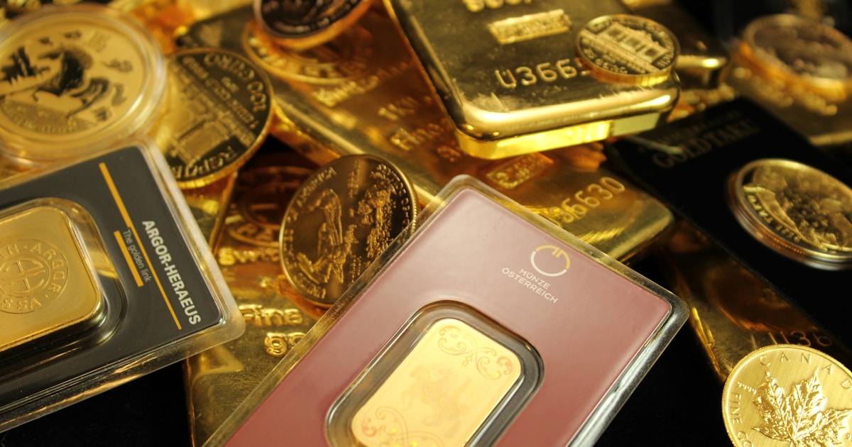 Investasi Emas vs Investasi Lain: Mana yang Lebih Menguntungkan?
